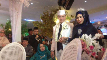 Pernikahan Ivan Fadilla dan Sarni