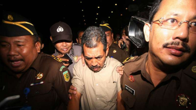Tersangka Jaksa Penuntut Umum pada Kejaksaan Tinggi Sumatera Barat Farizal 