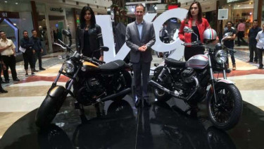 Moto Guzzi V9 jenis Roamer dan Bobber