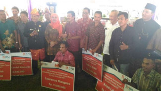 Dana Kompensasi untuk Warga Eks Timor Timur Dibagikan