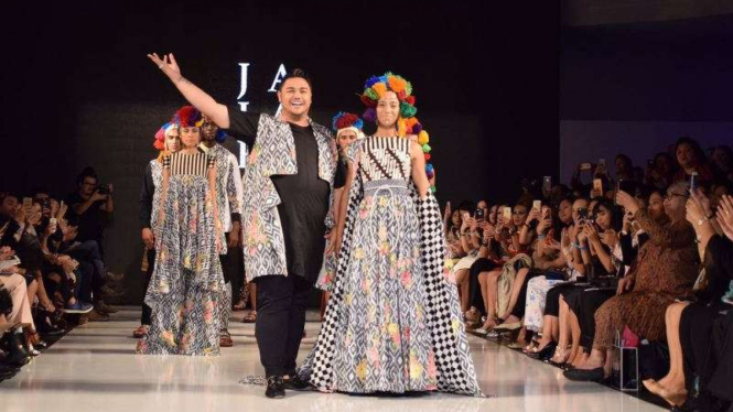 Ivan Gunawan di LA Fashion Week Summer/ Spring 2017 (1/10/2016)