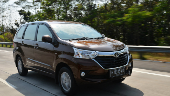 Toyota Avanza.