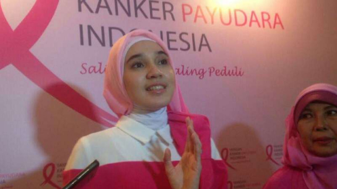 Dhini Aminarti