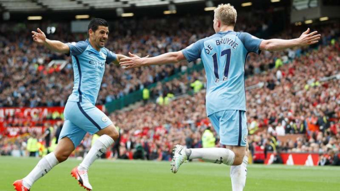 Dua bintang Manchester City, Nolito (kiri) dan Kevin De Bruyne (kanan)