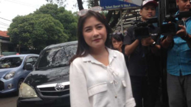 Prilly Latuconsina