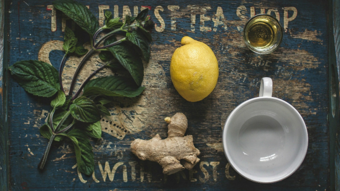 Lemon dan jahe.