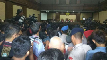 Pengunjung sidang Jessica.