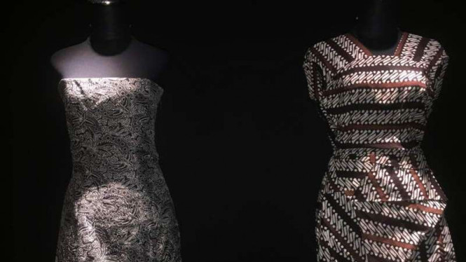 Koleksi batik di The Spectrum of Batik