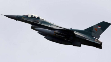 Pesawat jet tempur Sukhoi TNI alutsista