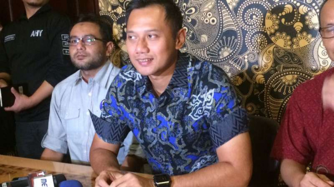 Agus Harimurti Yudhoyono di Kawasan SCBD, Jakarta
