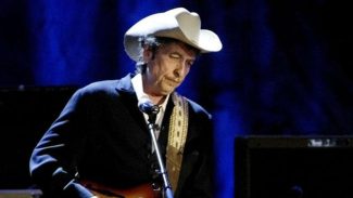 Kontroversi Nobel Sastra Bob Dylan