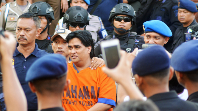 Dimas Kanjeng Taat Pribadi.