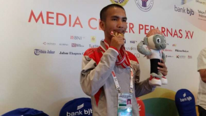 Atlet tunarungu Bangka Belitung, Azwar Saputra.