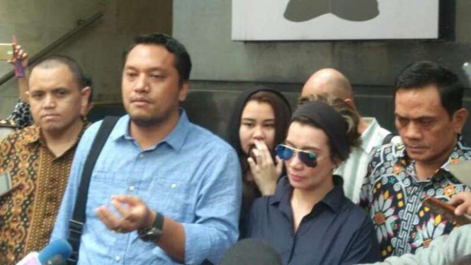 Reza Artamevia dan tim kuasa hukum
