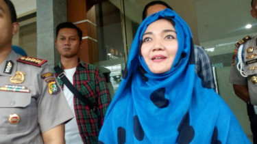 Sulis 'Cinta Rasul'