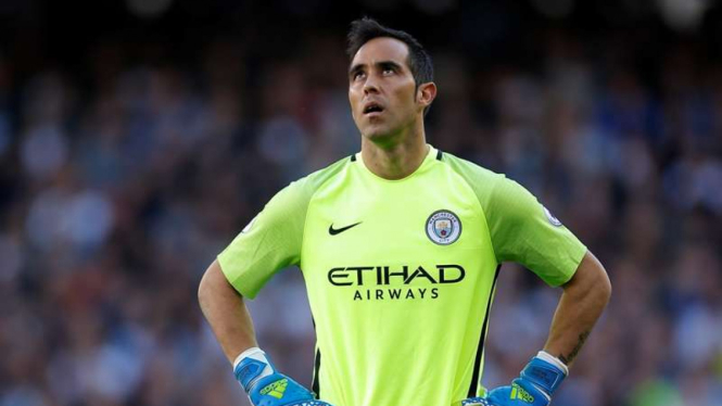 Kiper Manchester City, Claudio Bravo.
