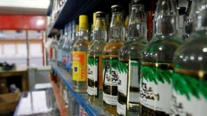 Kedai minuman beralkohol di Baghdad, Irak.