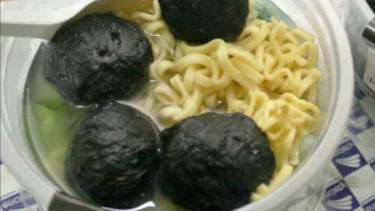 Bakso Hitam dari Surabaya