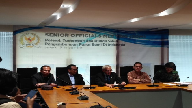 Wakil Ketua DPR RI Agus Hermanto 