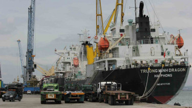 Dermaga Jamrud Utara, Pelabuhan Tanjung Perak, Surabaya, Jawa Timur