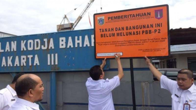 Penyegelan perusahaan dok kapal.