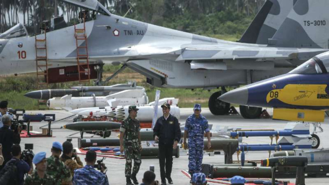 Presiden Joko Widodo saat berada di pangkalan TNI di Natuna beberapa waktu lalu.