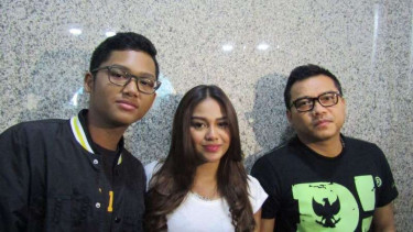 Aurel Hermansyah, Azriel dan Anang
