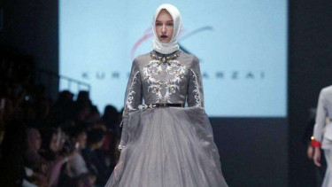Koleksi gaun pesta muslim karya Kursien Karzai