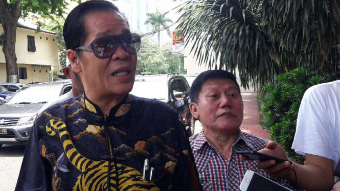 Ketua PITI, Anton Medan mendatangi Polda Metro Jaya terkait demo 4 November.