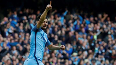 Penyerang Manchester City, Nolito