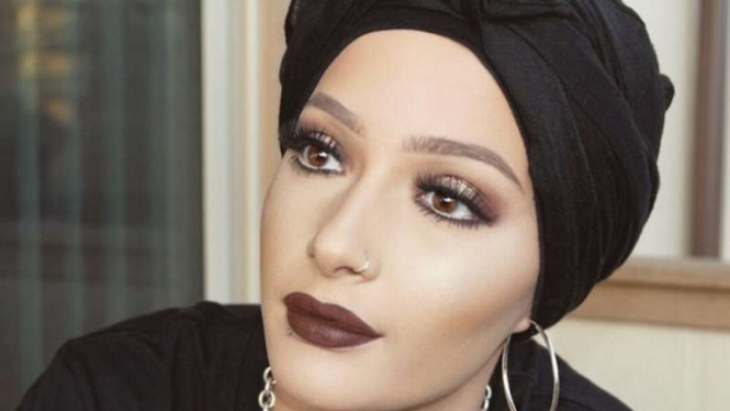 Blogger kecantikan Nura Afia