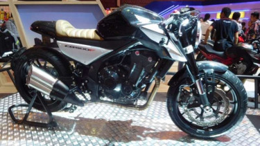 Modifikasi Honda CB500F.