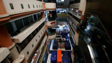 Pusat perbelanjaan Glodok yang terpaksa tutup akibat adanya unjuk rasa pada 4 November 2016