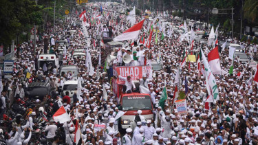 Aksi 4 November yang digelar di sekitar Bundaran Bank Indonesia, Jakarta