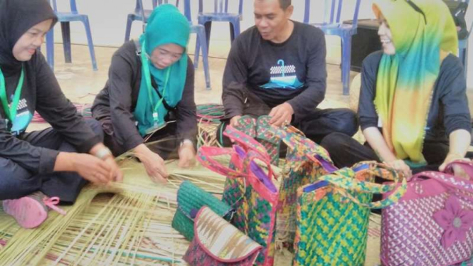 Ayaman dari purun khas Kota Jambi