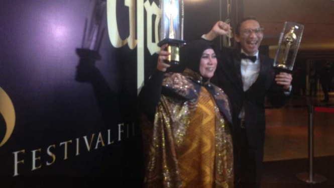 Melly Goeslaw dan Anto Hoed.