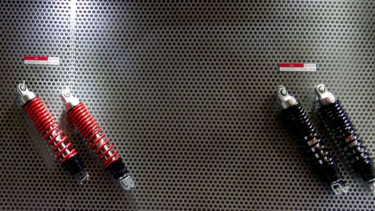 Shockbreaker KYB Zeto seri Z.