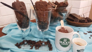 Es krim dengan espresso