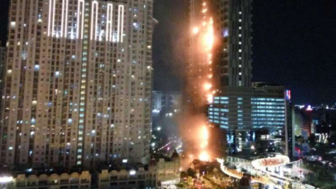 Kebakaran di Apartemen Neo Soho, Jakarta, Rabu, 9 November 2016.
