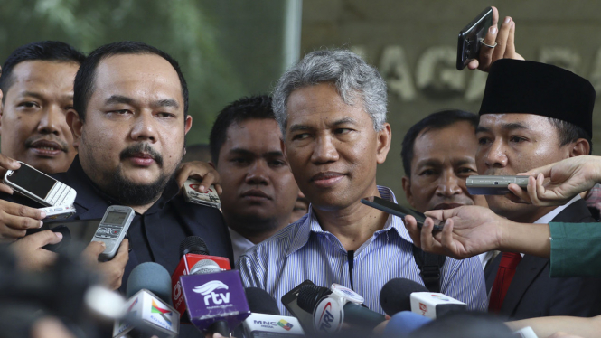 Buni Yani, tersangka penebar informasi kebencian.