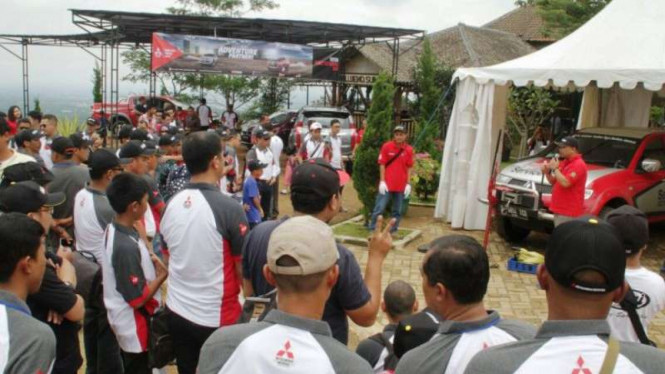 Gathering pengguna Mitsubishi Triton.
