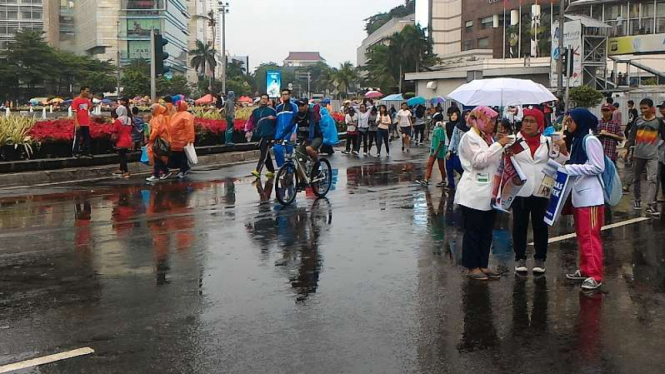 Aktivitas warga Jakarta di acara Car Free Day.