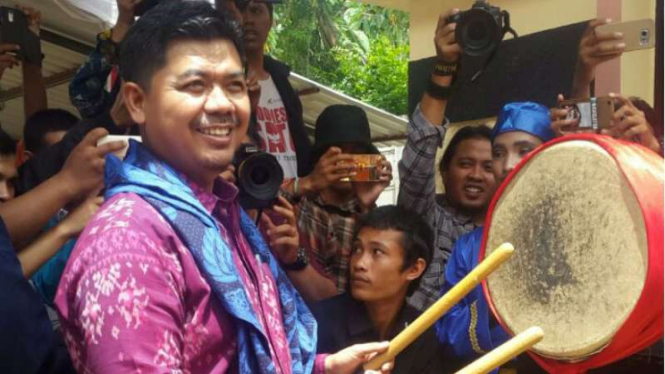 Ketua KPU Juri Ardiantoro