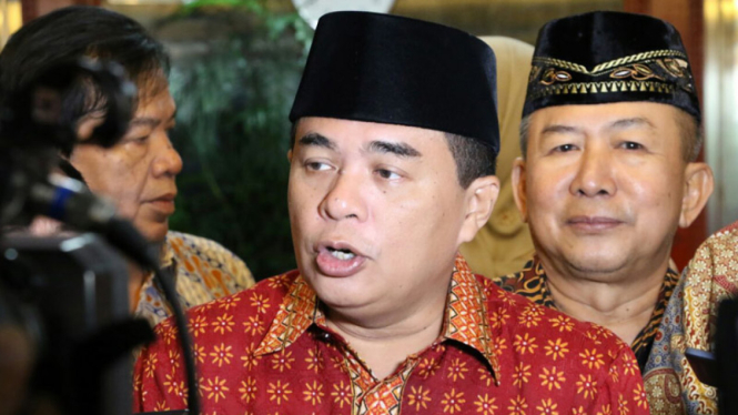 Ade Komarudin