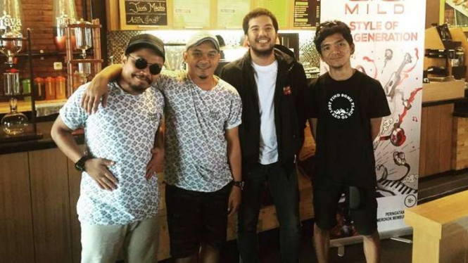 Payung Teduh