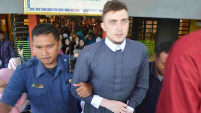 Fatih Seferagic.