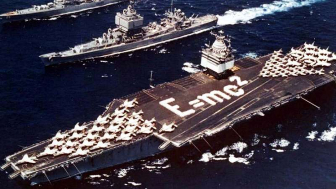 Gugus tempur kapal induk Liaoning.