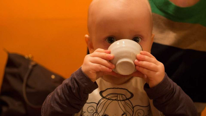 Bayi Minum