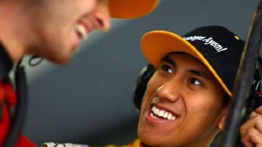 Pembalap Pertamina Campos Racing Jagonya Ayam KFC Indonesia, Sean Gelael.