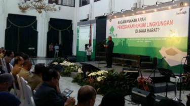 Gubernur Jawa Barat Ahmad Heryawan 